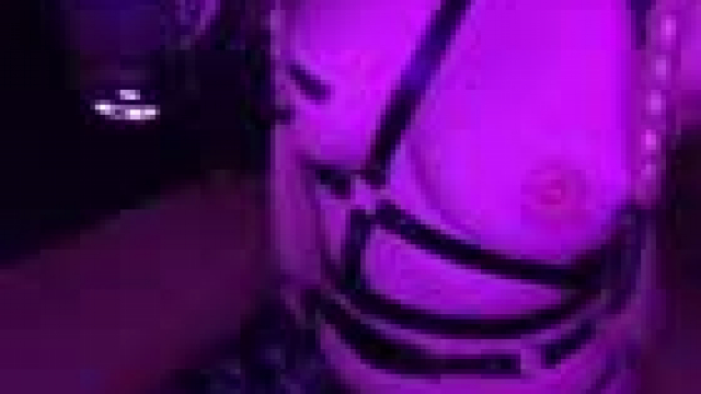 My glass is empty, Daddy. Would you fill it again?