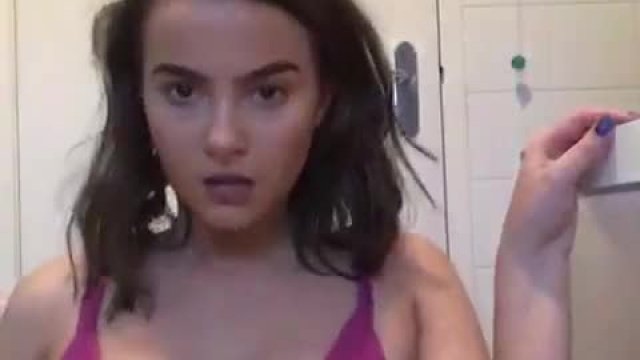 woooaah...babe on fire??