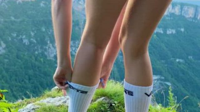 I don’t wear panties so you can enjoy both views