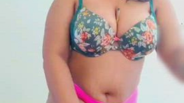 Typical Sunday Afternoon: My Neck, My Back, My Bed, Your Snack