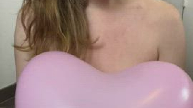 Bringing some sweetness and big tiddies