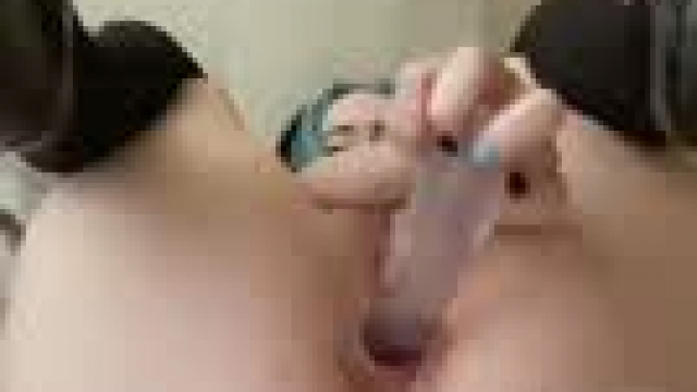 I love the way it feels to fill up my ass