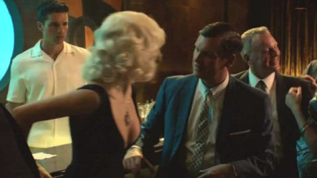 Elena Satine's refreshing plot - Magic City S01E02