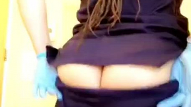 [f] If you’re sorting by new, hey! This is your dental assistant here, bending a