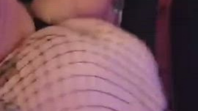 I love watching that pretty face while she cums