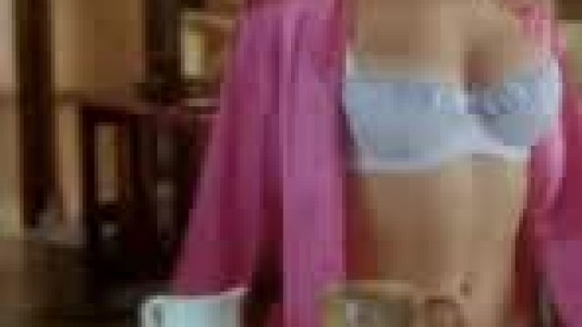 Julie Benz sexy and fit in 'Desperate Housewives'