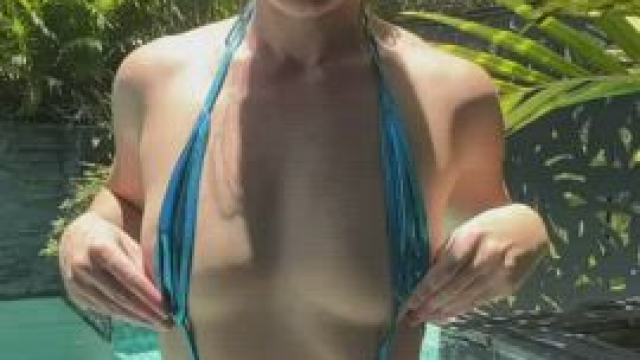 Pool Boobs!