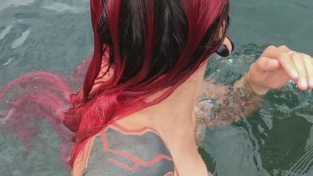 I just love swimming naked