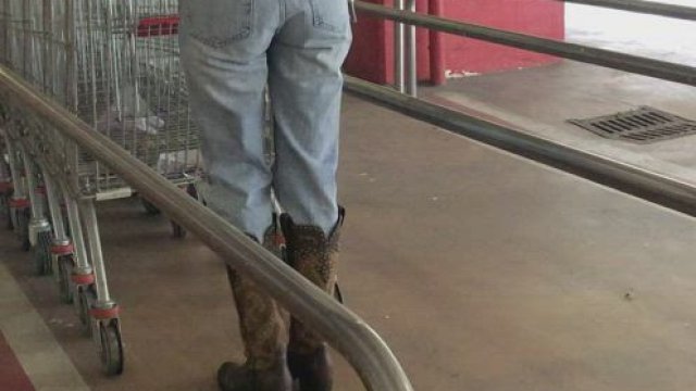 I love to go to the mall!