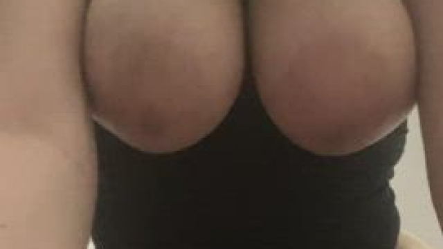 31yo, stay-at-home-mom, mother of one, naughty af