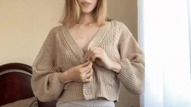 Cover my boobs with your cum