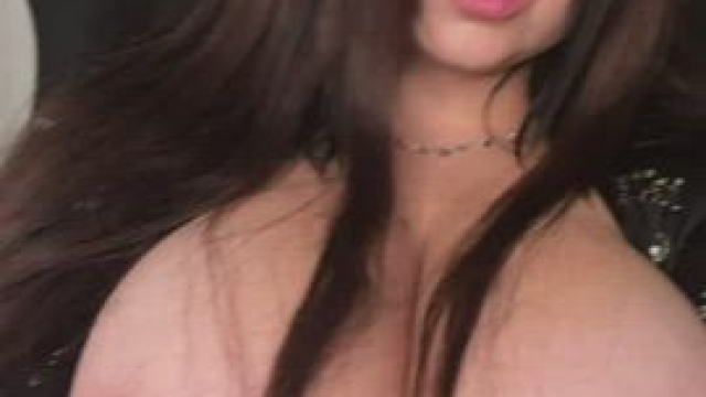 If we nap together this is how I’m waking you up wakey wakey