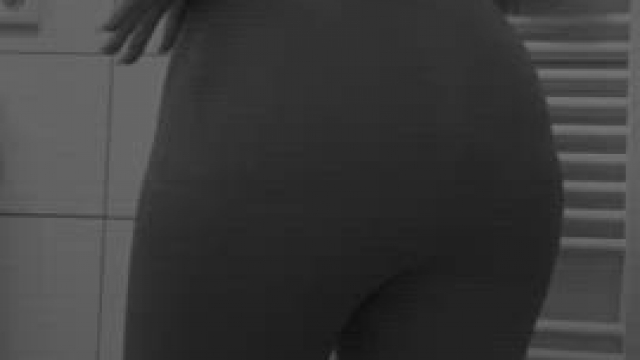 Wenn du lieb bist, lass ich dich mal anfassen