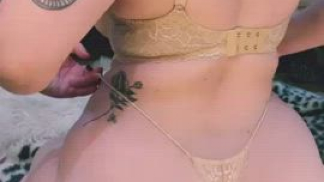 so are you into milfs like me