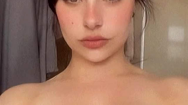 Boobs eaters: say aaah ????