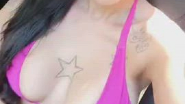 39f horny mom of 2. I brought a snack for the road...