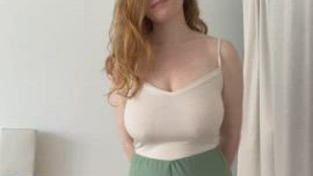 From goofy girlfriend to sexy redhead! [reveal]