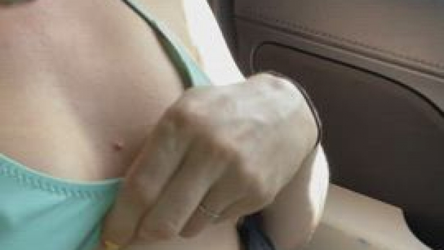 Quick Flash at the Back of an Uber [GIF]