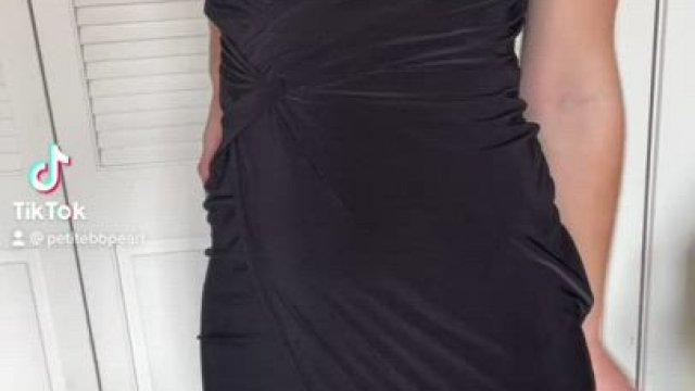 She's got a nice body!