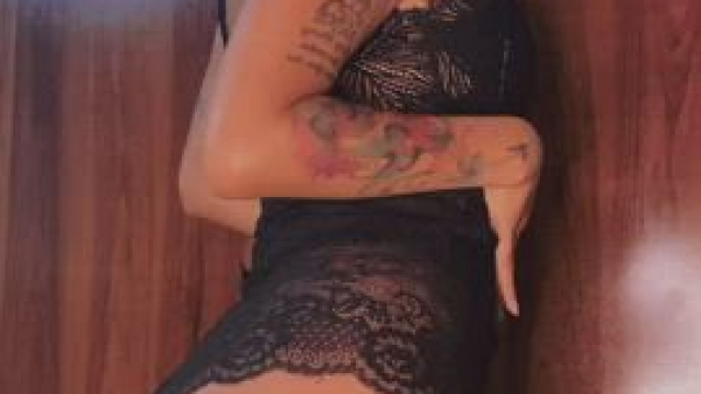 Would older guys go down on me?