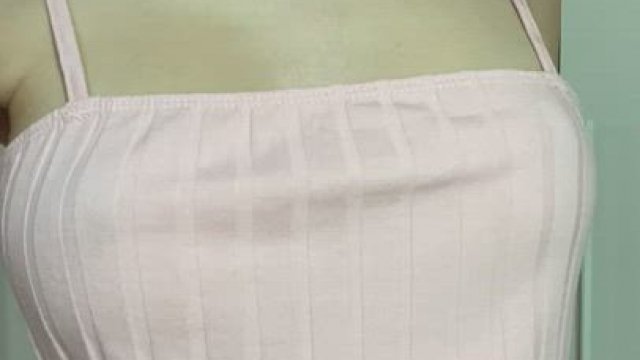 I love showing you my tits!