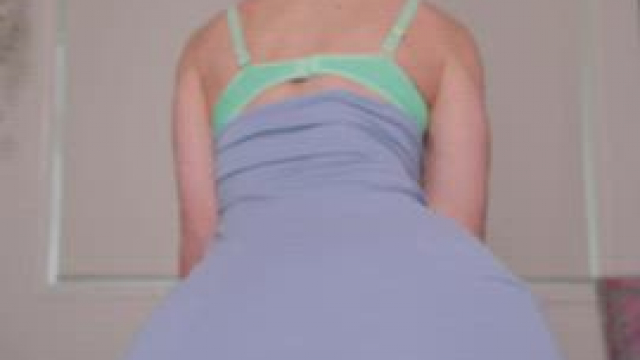 [f] Wearing this plug all day makes me feel like such a dirty girl