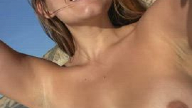 Hi! From the nude beach ;)