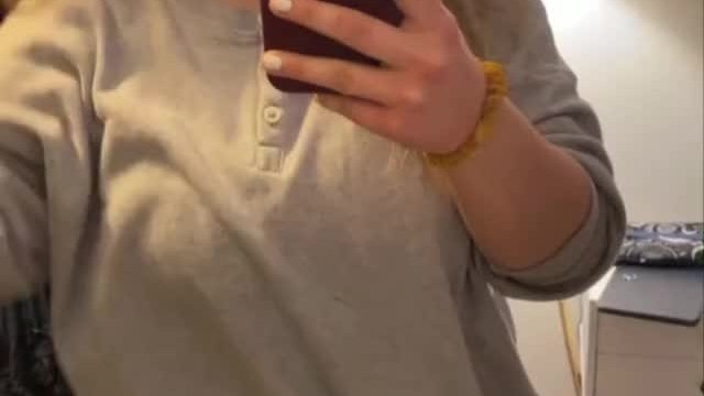 this is the most high tech nude i've ever taken... hope you like it !