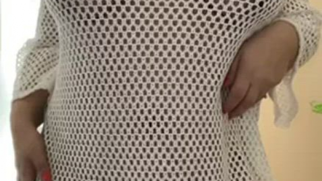 Mom bod for your viewing pleasure