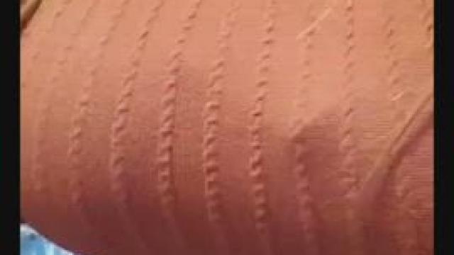 Full bouncing breasts for your Monday morning