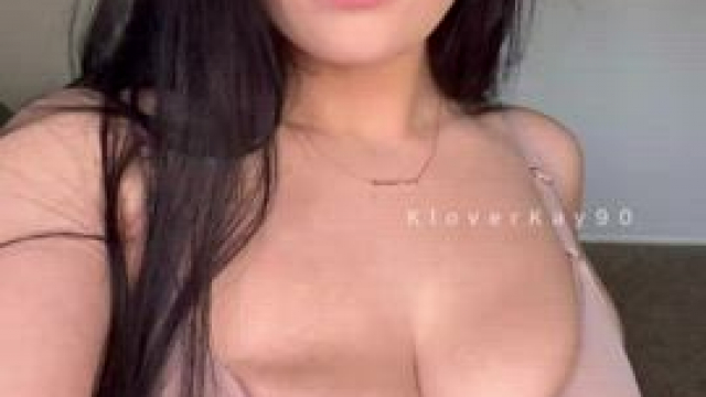 Come feel me up or fill me up, either or