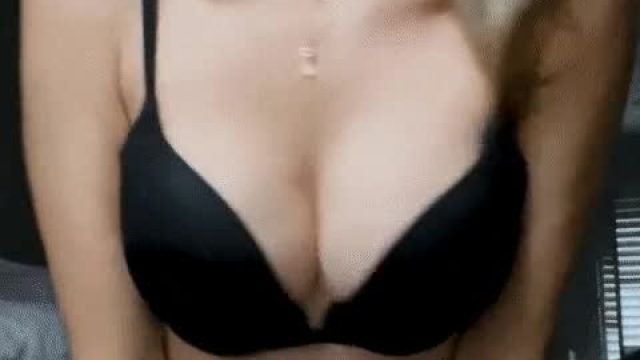 Ready to rock! this mom just need some cock!