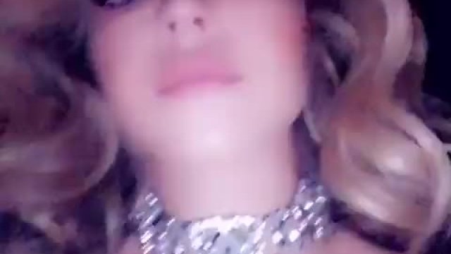 Hey, it’s me! Sydney Sweeney — your new trophy wife! (Let’s RP 