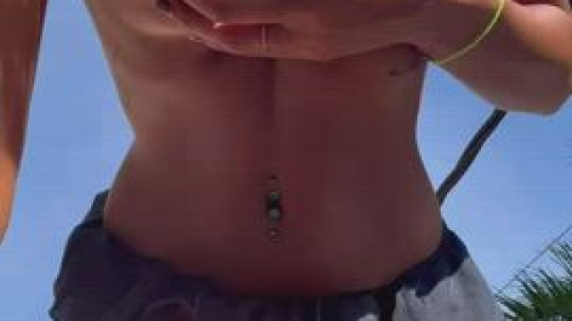 This skirt makes it easy for you to fill my brown holes