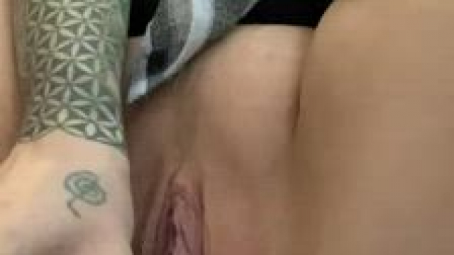 Reading my reddit like…