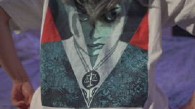 You May Want to See My Ass for a Change