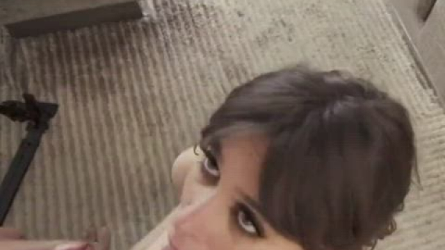 Brunette’s happy face gets a big load