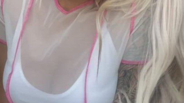 i wanna fuck you now!!