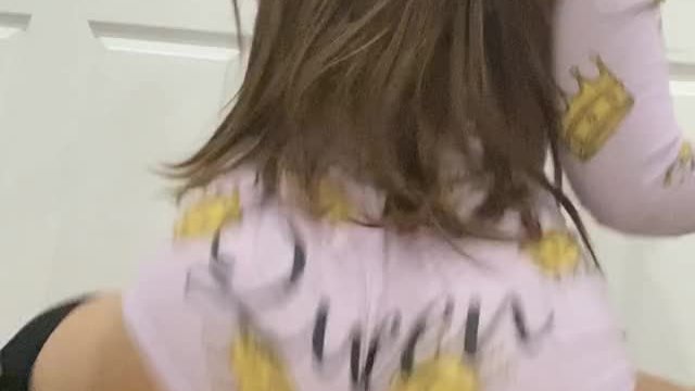 I love being on top, giddy up 