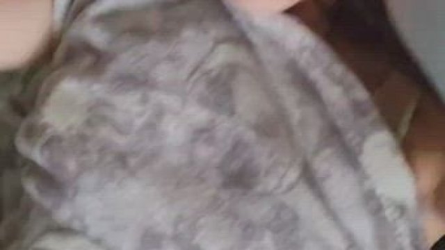 Who wants to wake up with me?