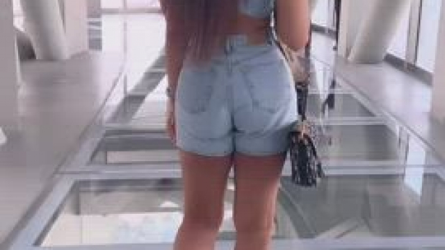 Walking among normal sized men