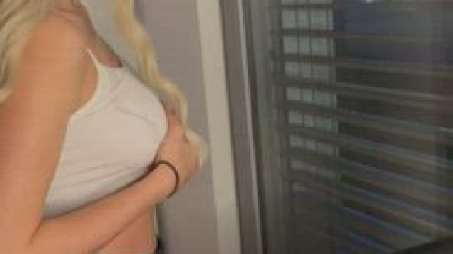 just wanted to flash my neighbors with my teen tits and accidentally flashed the