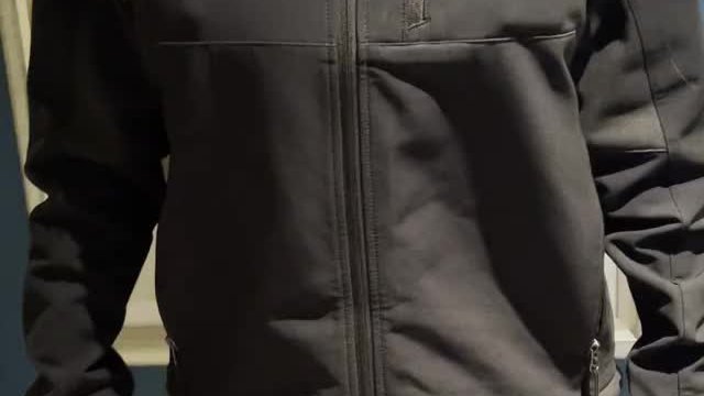 Would you be able to tell I’m not wearing a bra if I wore this into public? (rev