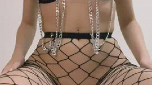 You could pick me up and fuck me anywhere