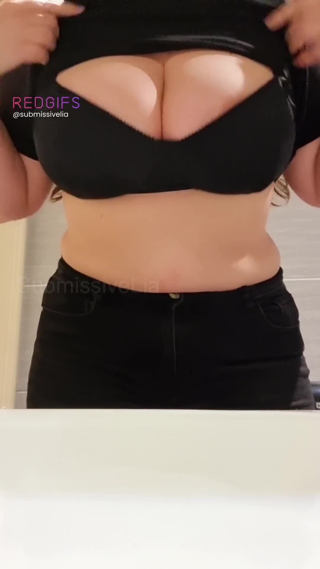 After dinner tittydrop