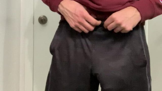 Please don’t up unless you would suck my 19 y/o cock