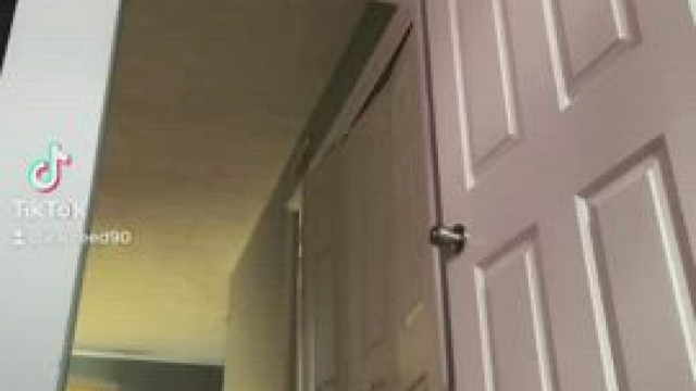 Showing off the kitty