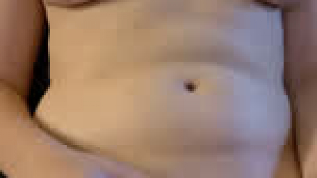 Do you like how my boobs shake as I cum playing battlefield on my Ps5?