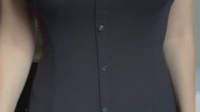 Any volunteers to motorboat my perky naturals?