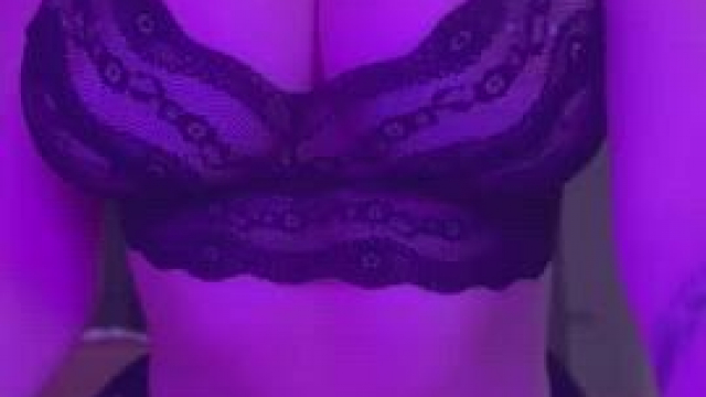 Sending a Masturbating Video to Every Guy that Upvotes